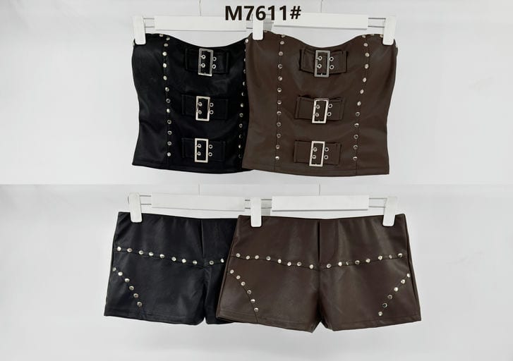 Ensemble Corset Studs — vue 3